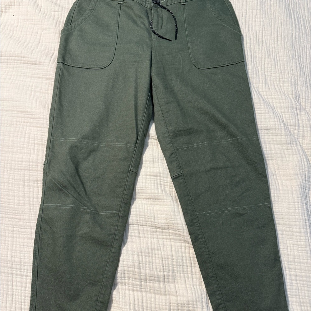 Mountain Hardwear Green Straight Leg Relaxed Fit Pants